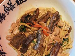 -李犟大爆鳝面·手工蟹黄包(湖滨西湖店)