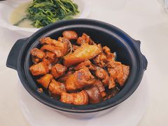 农家焖猪肉-五谷芳乳鸽王(海景店)