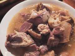 -汤锅大王(新平曹苏黄牛汤锅有限公司)