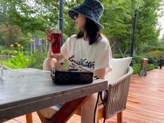 -窗外西餐厅(普罗理想国店)
