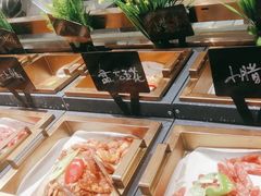 -锅儿欢海鲜火锅烤肉自助餐(东港凯虹店)