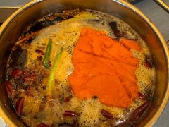 -小天鹅火锅·一线江景洪鼎旗舰店(洪崖洞店)