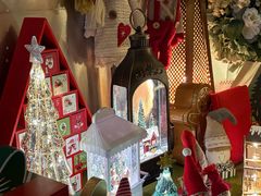 -大头虾越式风味餐厅(光明广场店)