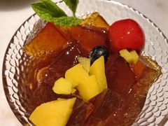 梨汤红果冰粉-小吊梨汤·北京菜·烤鸭(清河万象汇店)