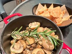 -LES ELITES 英集荟(南京西路店)