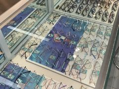 -三叶眼镜城(青云路店)
