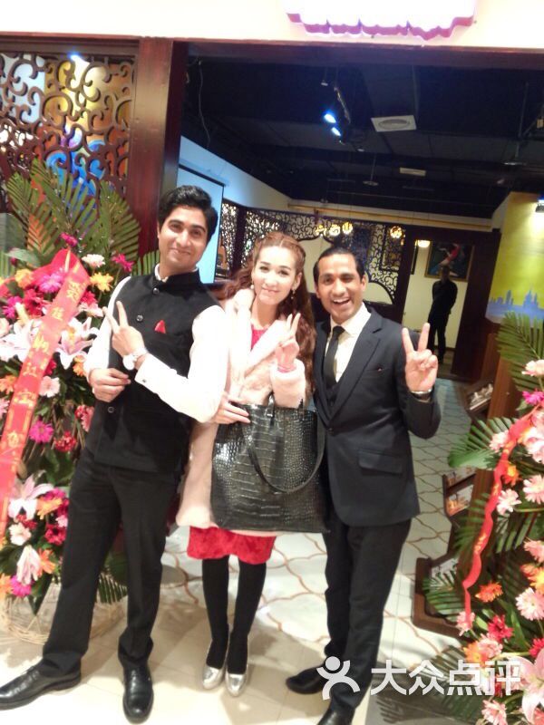 raturi上传的图片