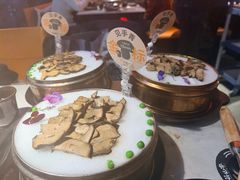 -芸山季·云南山珍菌火锅(人民广场来福士店)