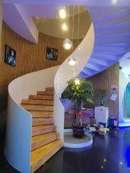 -比华利美容医院