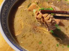 -沪西老弄堂面馆(定西路店)