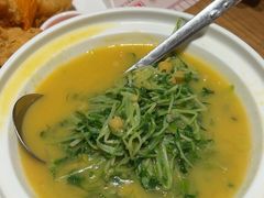 -顺风汤馆·广府粤菜(江宸天街店)