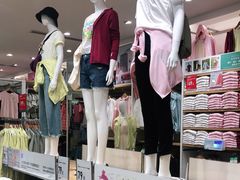 -优衣库(上海虹口龙之梦店)