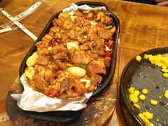 -老东镇啤酒屋海鲜加工·蒸汽海鲜·海鲜烧烤(台东店)