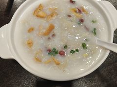 荔湾艇仔粥-卓粤拉肠(红庙店)