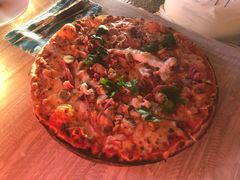 -Hai Bar And Grill