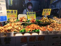 -六合夜市