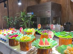-小天鹅戴斯酒店鲸鲨百汇创作料理