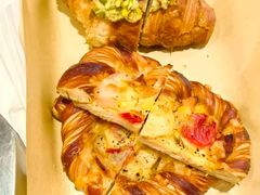 -奈雪的茶(M+世纪都会广场店)