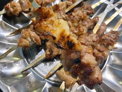 -烤肉小伙烤肉店