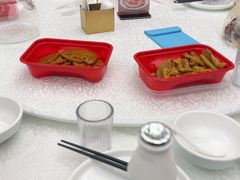 -品海楼·大连海胆锅贴馆(东港店)