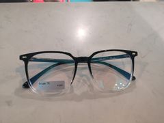 -Trend1881视光·蔡司视觉(领展广场店)