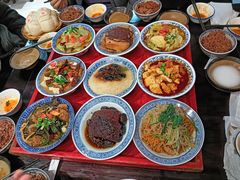 -蓝田九大碗民俗食府(蓝田店)