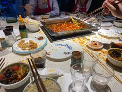 -二荆条·蜀鲜汇城市森林火锅