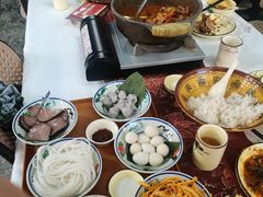 -刘姐啤酒鱼民族演艺餐厅(西街总店)
