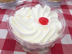 -红宝石·鲜奶小方·海派西点房(南丹店)