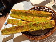 蒜香面包-俄士厨房(环球港店)