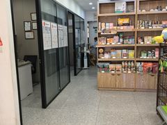 -四月宠物医院·猫专科·心脏专科·内科(转塘店)
