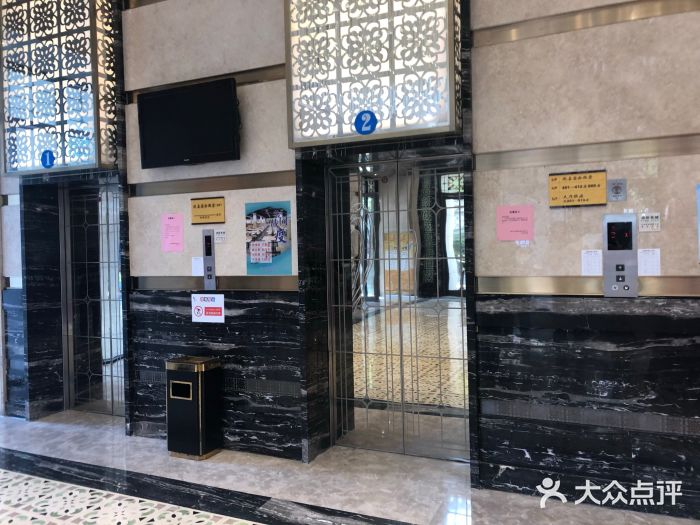 稻香酒家·34年老字号·港式粤菜(汉街店)门面图片