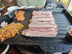 -Dombe豚(黑猪肉街店)