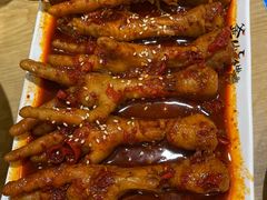 火辣鸡爪-海兰江石锅饭(水上店)