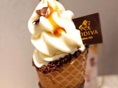 椰林风情新品软冰-GODIVA(王府井apm店)