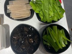 -三江源活鱼现烤(维多利摩尔城店)