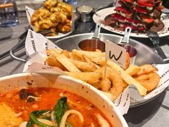 -W COLLECTIVE  DESSERT SHOP