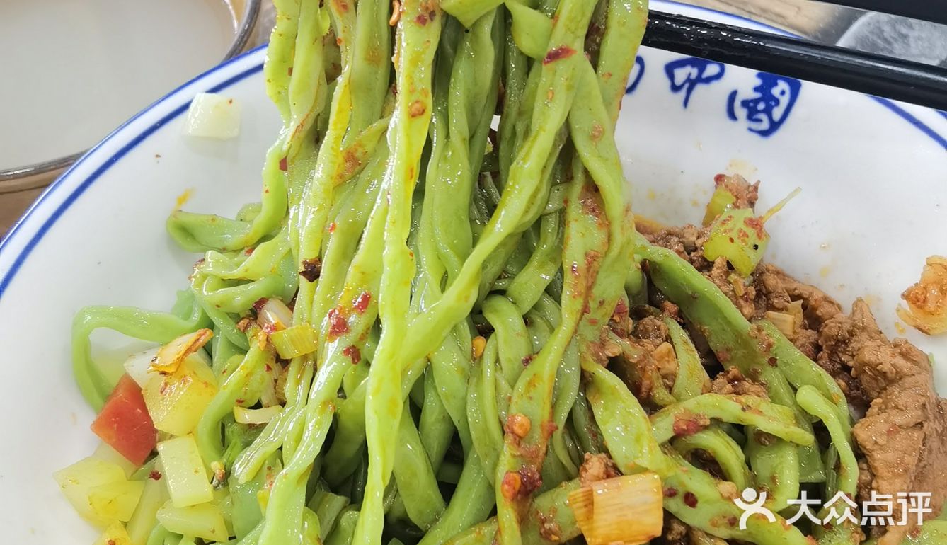 食在不懂我就问 就在小区附近的一家路边面店