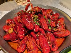 -巴厘龙虾·榜首油焖大虾(音乐学院·沿江酒馆店)