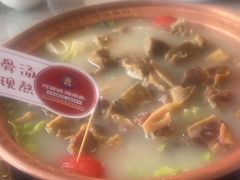 -阿婆情腊排骨火锅(金虹路店)