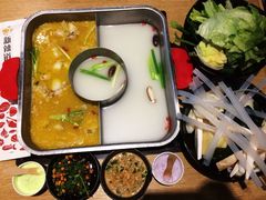 红汤梭边鱼锅-新辣道鱼火锅(国瑞城店)
