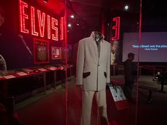 -摇滚乐名人堂博物馆