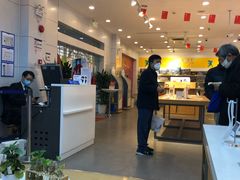 -工会驿站-中国移动上海公司云莲营业厅户外职工爱心接力站