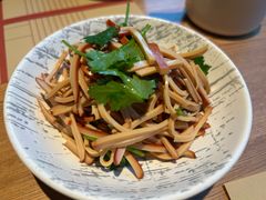 -荣家黄鱼面(南京西路店)