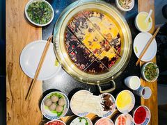 -周小明火锅(黑金冠社区店)