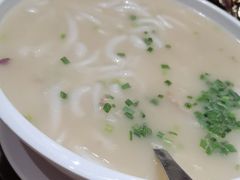 -鹏城人家海鲜酒家·23年老字号(较场尾店)