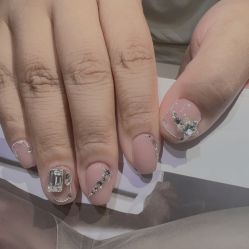 -Nail Me美甲美睫