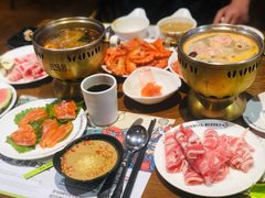 -亚马逊环球美食百汇(新城吾悦广场店)