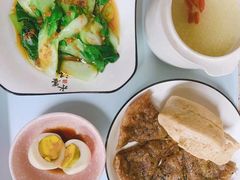 -臻爱住家月嫂育儿嫂(万达店)
