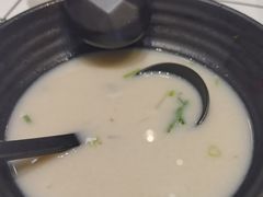 -肥汁米蘭香港米线(长宁来福士店)